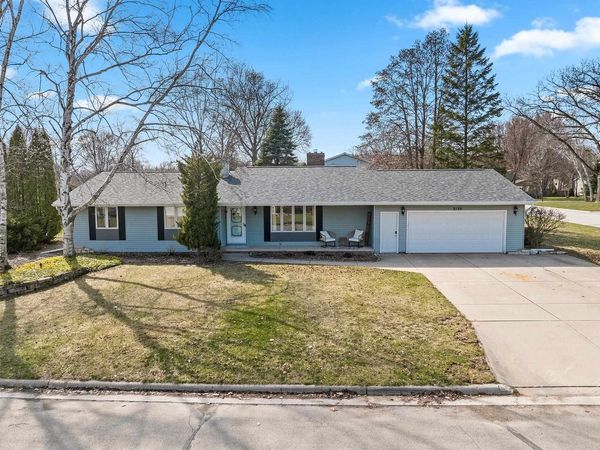 2130 KING JAMES DRIVE, Green Bay, WI 54304