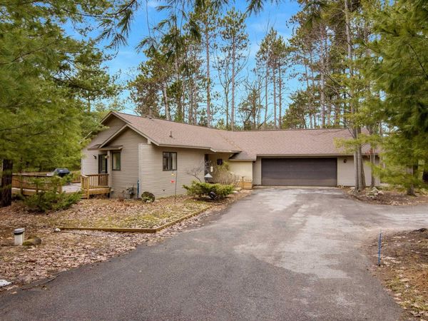 4165 Holiday North Court, Traverse City, MI 49686