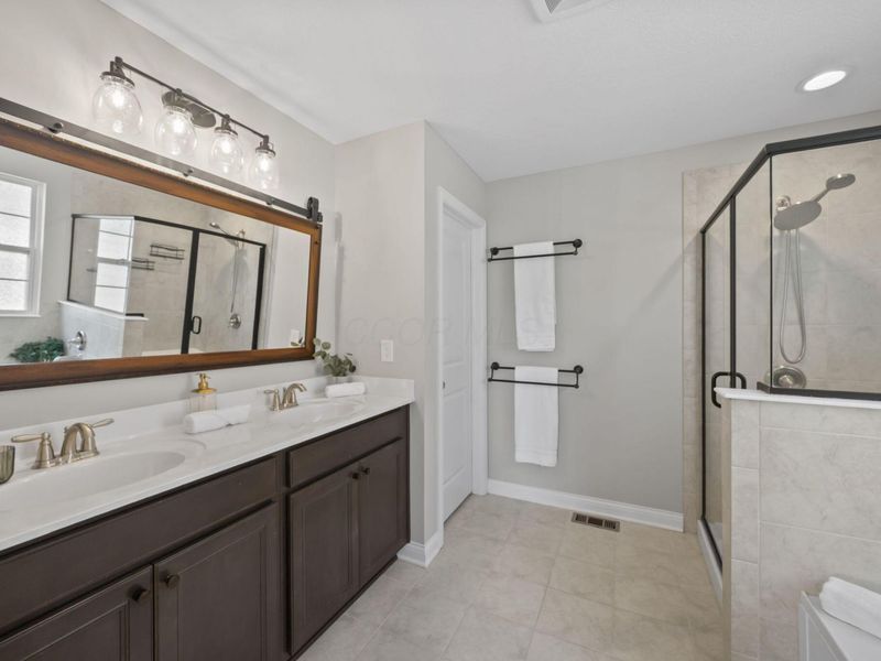 1364 Leesland Drive, Westerville, OH 43081 Photo 32