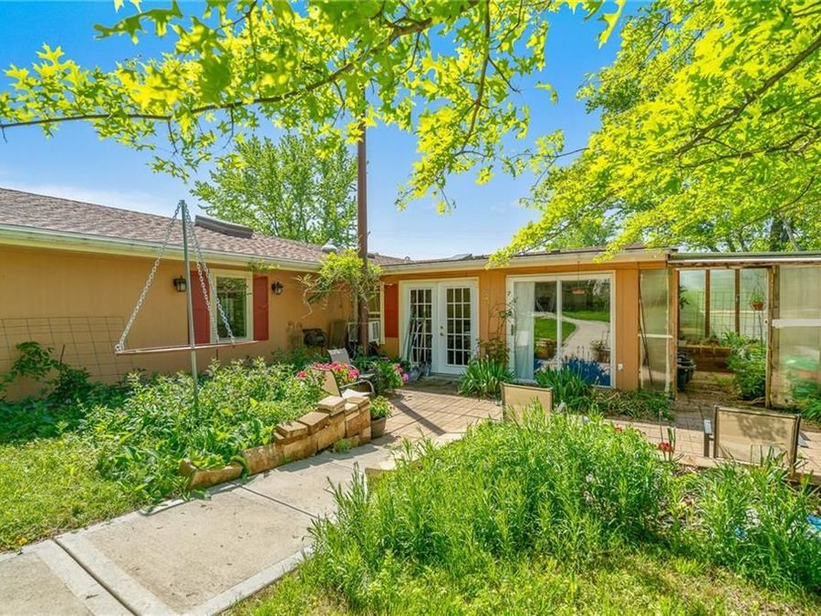 Property Image 37