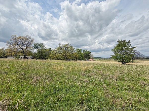 83048 S 4700 Road , Stilwell, OK 74960