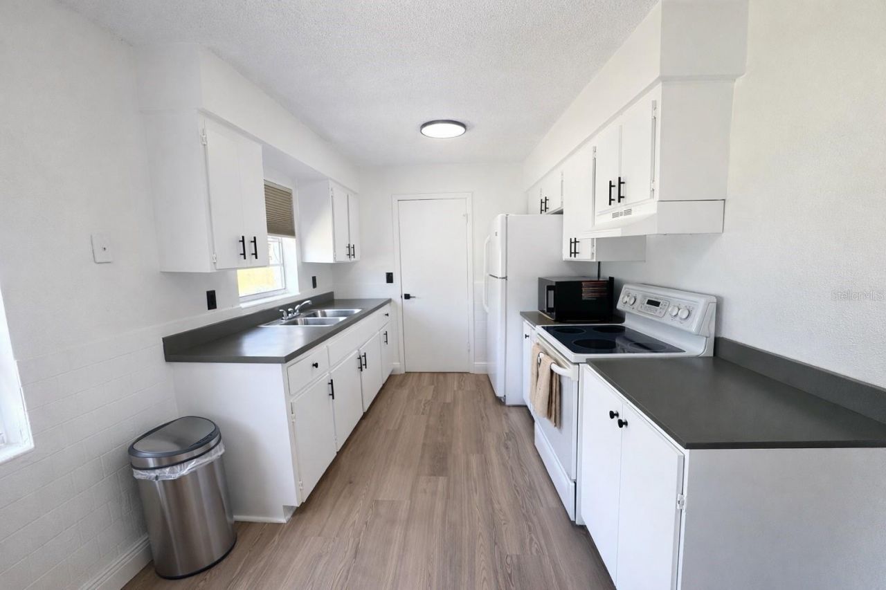 1004 Booker Avenue, Sebring, FL 33870 Photo