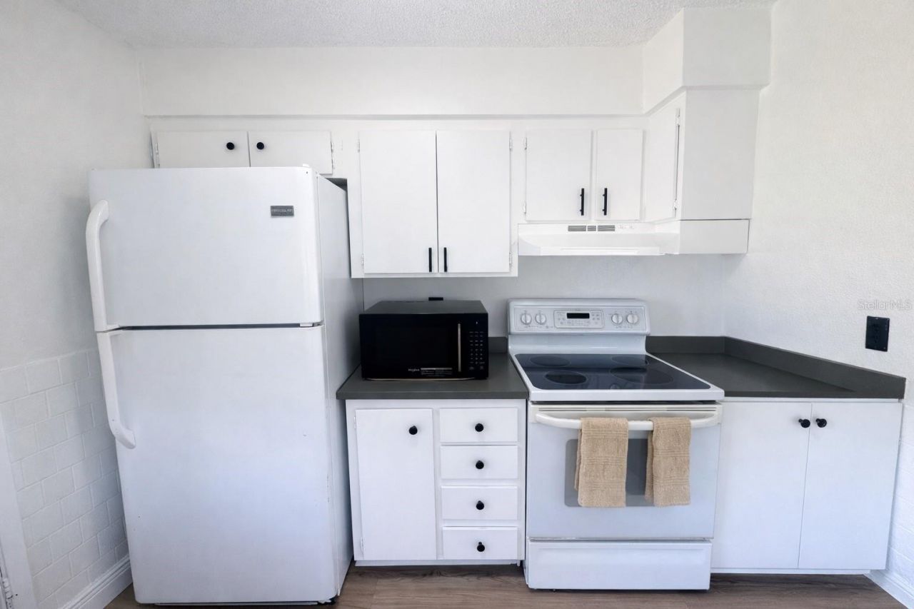 1004 Booker Avenue, Sebring, FL 33870 Photo