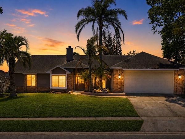 4609 TIFFANY WOODS CIRCLE, OVIEDO, FL 32765