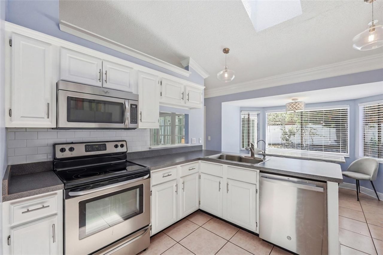 4609 Tiffany Woods Circle, Oviedo, FL 32765 Photo