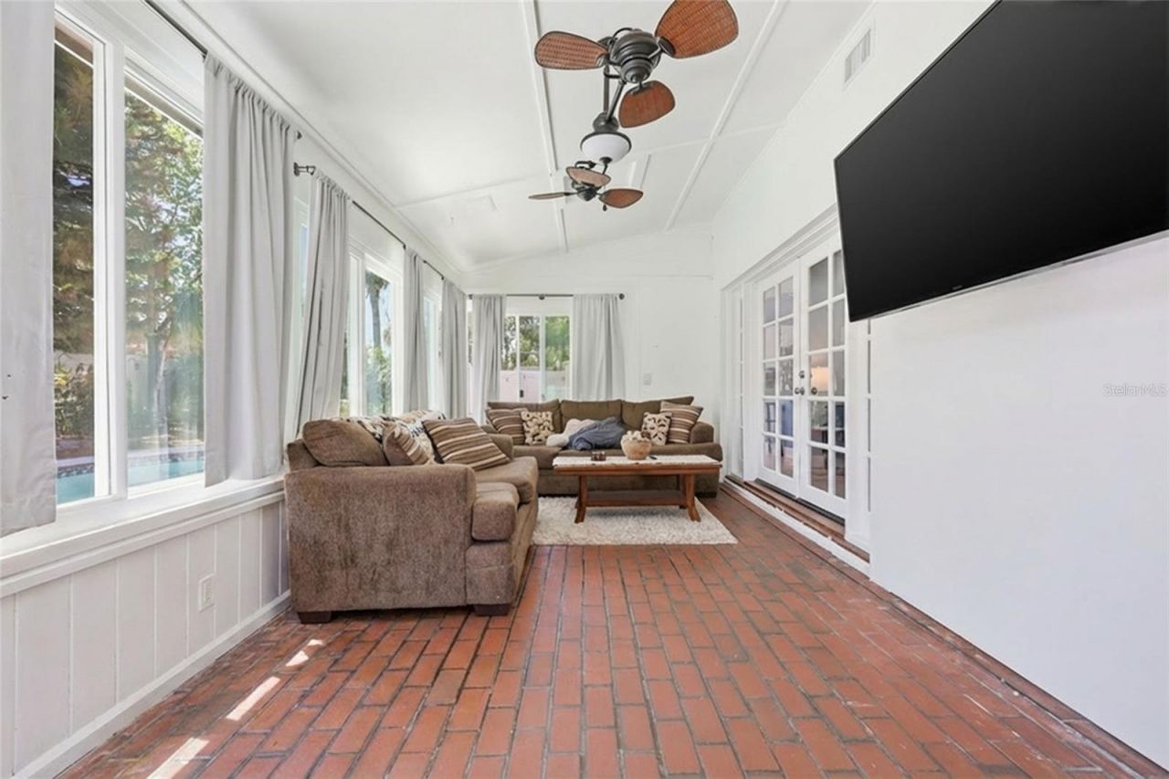 4609 Tiffany Woods Circle, Oviedo, FL 32765 Photo