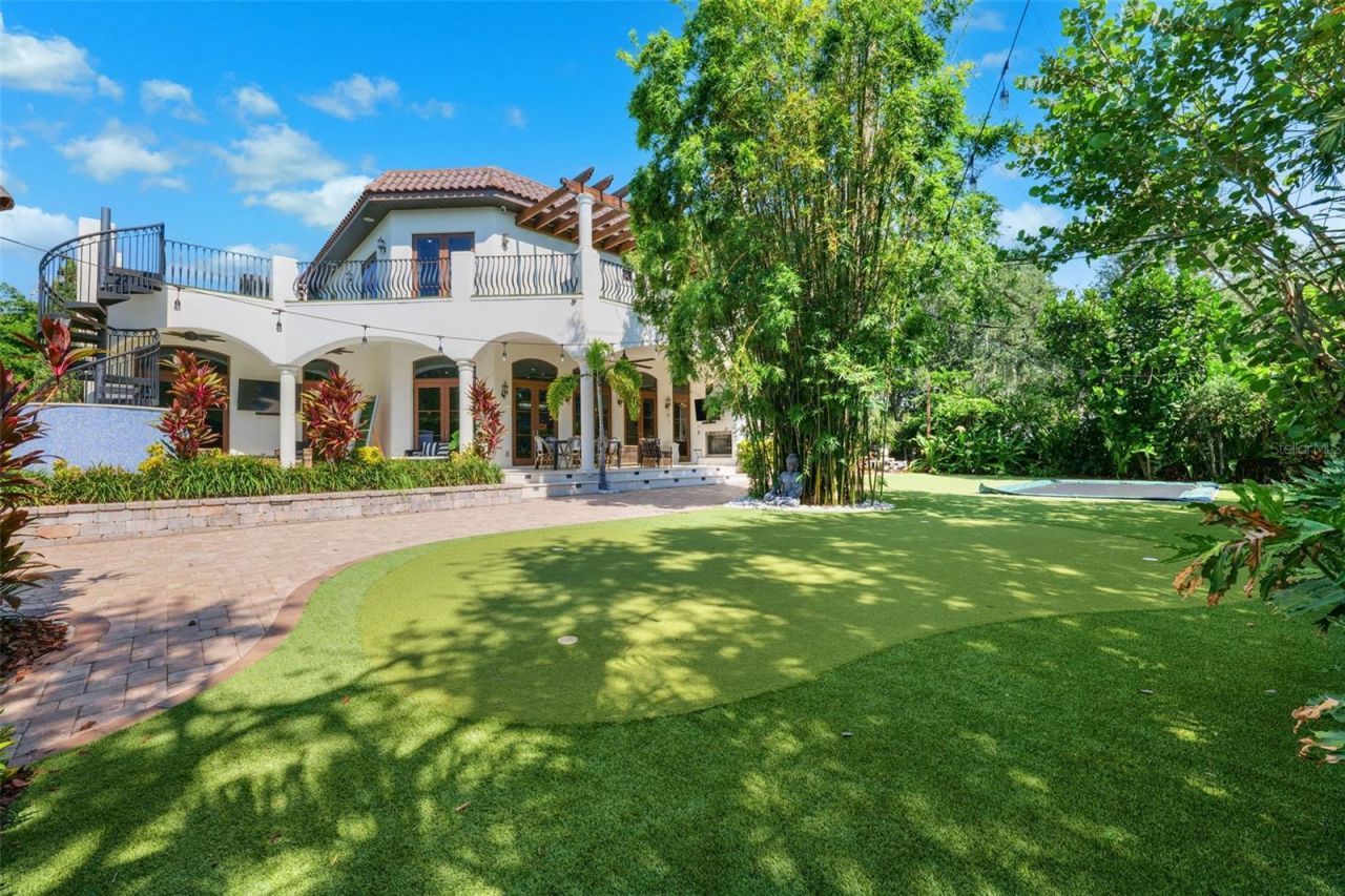 4555 W Swann Avenue, Tampa, FL 33609 Photo