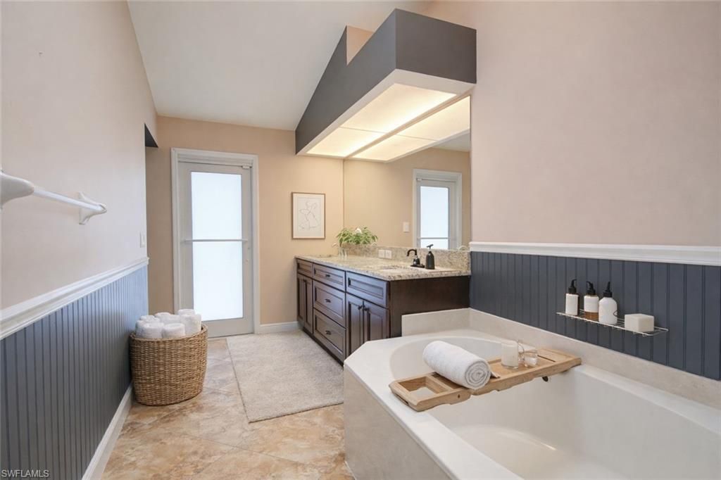 1929 SW 54th Ln, Cape Coral, FL 33914 Photo