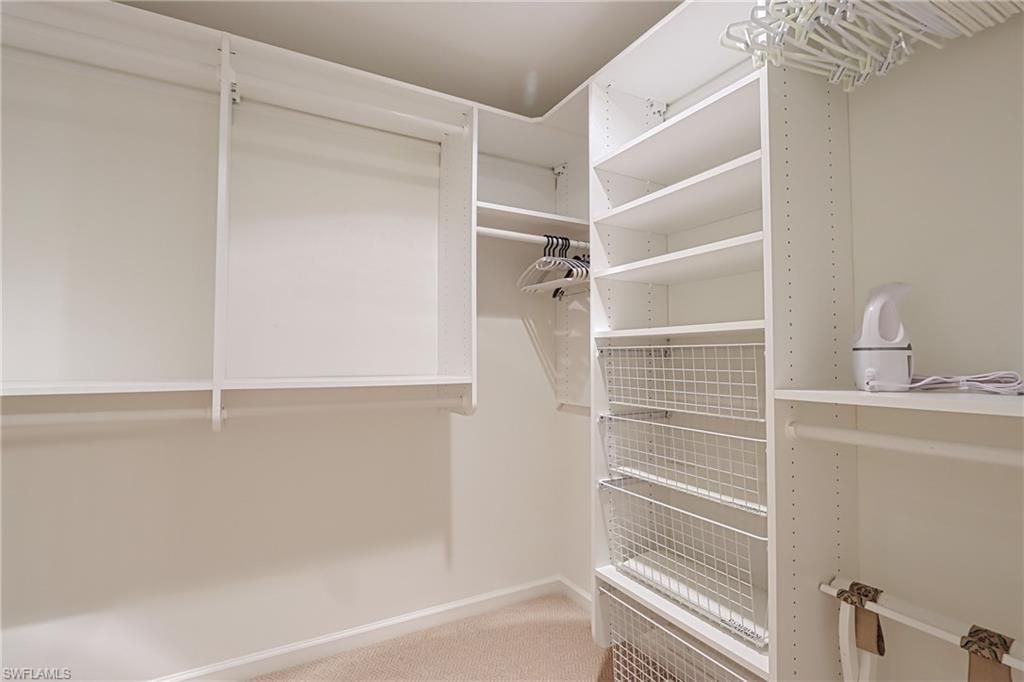 60 Seagate Dr, Unit 704, Naples, FL 34103 Photo