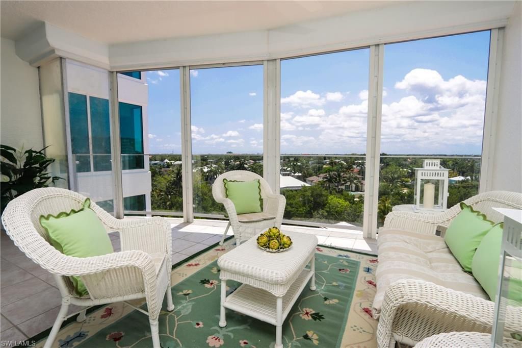 60 Seagate Dr, Unit 704, Naples, FL 34103 Photo