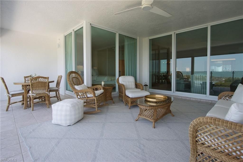 60 Seagate Dr, Unit 704, Naples, FL 34103 Photo