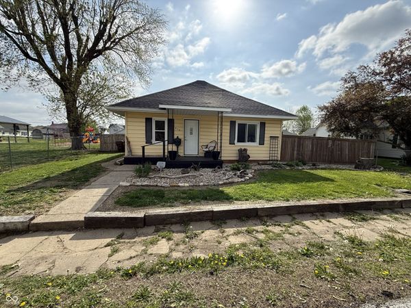 61 S West Street, Rosedale, IN 47874