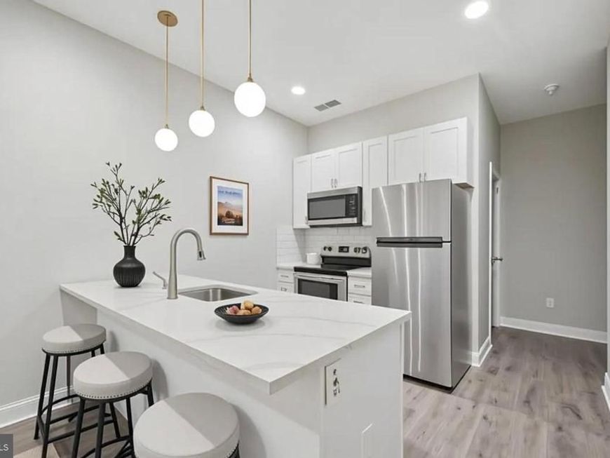 1236 W Airdrie Street, Unit B, Philadelphia, PA 19140 Main Photo