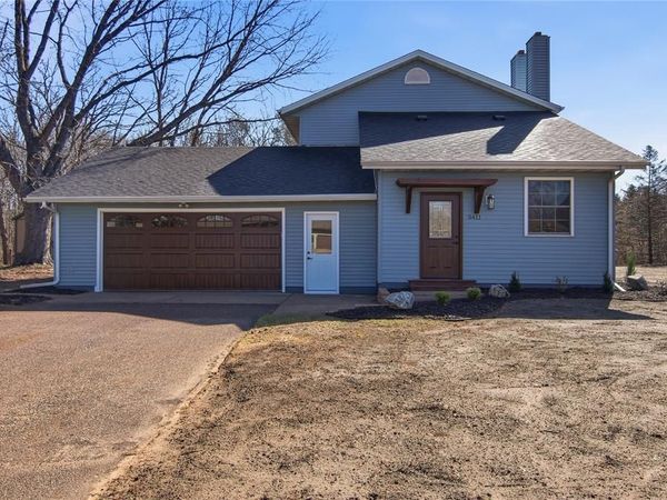 3411 Ridgeway Drive, Eau Claire, WI 54701