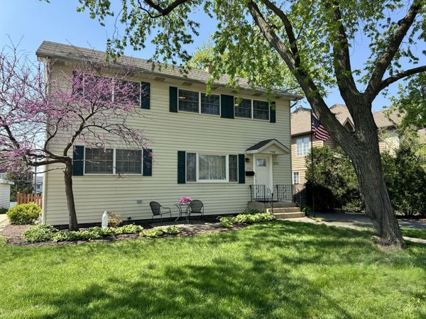 798 S Linden Avenue, Elmhurst, IL 60126