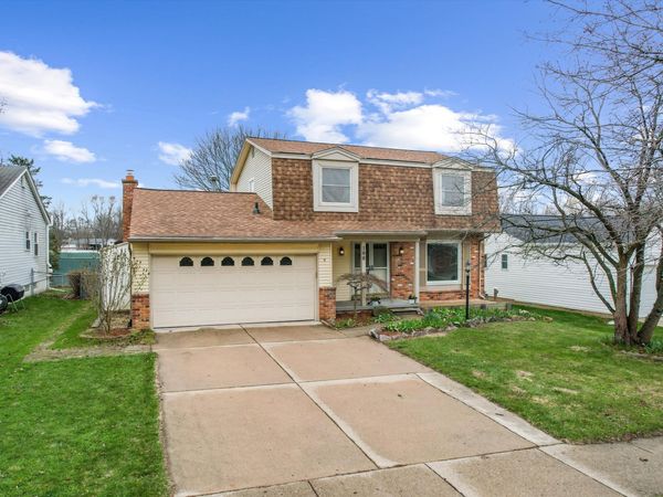 100 Fairhills Drive, Ypsilanti, MI 48197