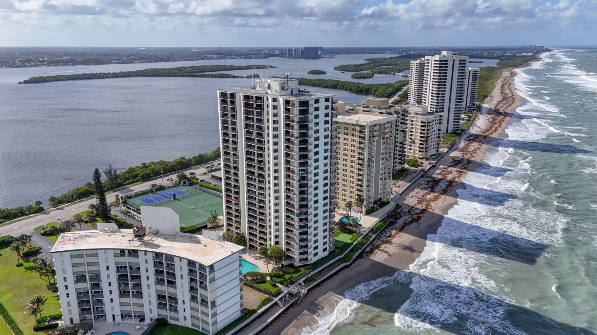 5420 N Ocean Drive, Unit 1201, Singer Island, FL 33404 Photo