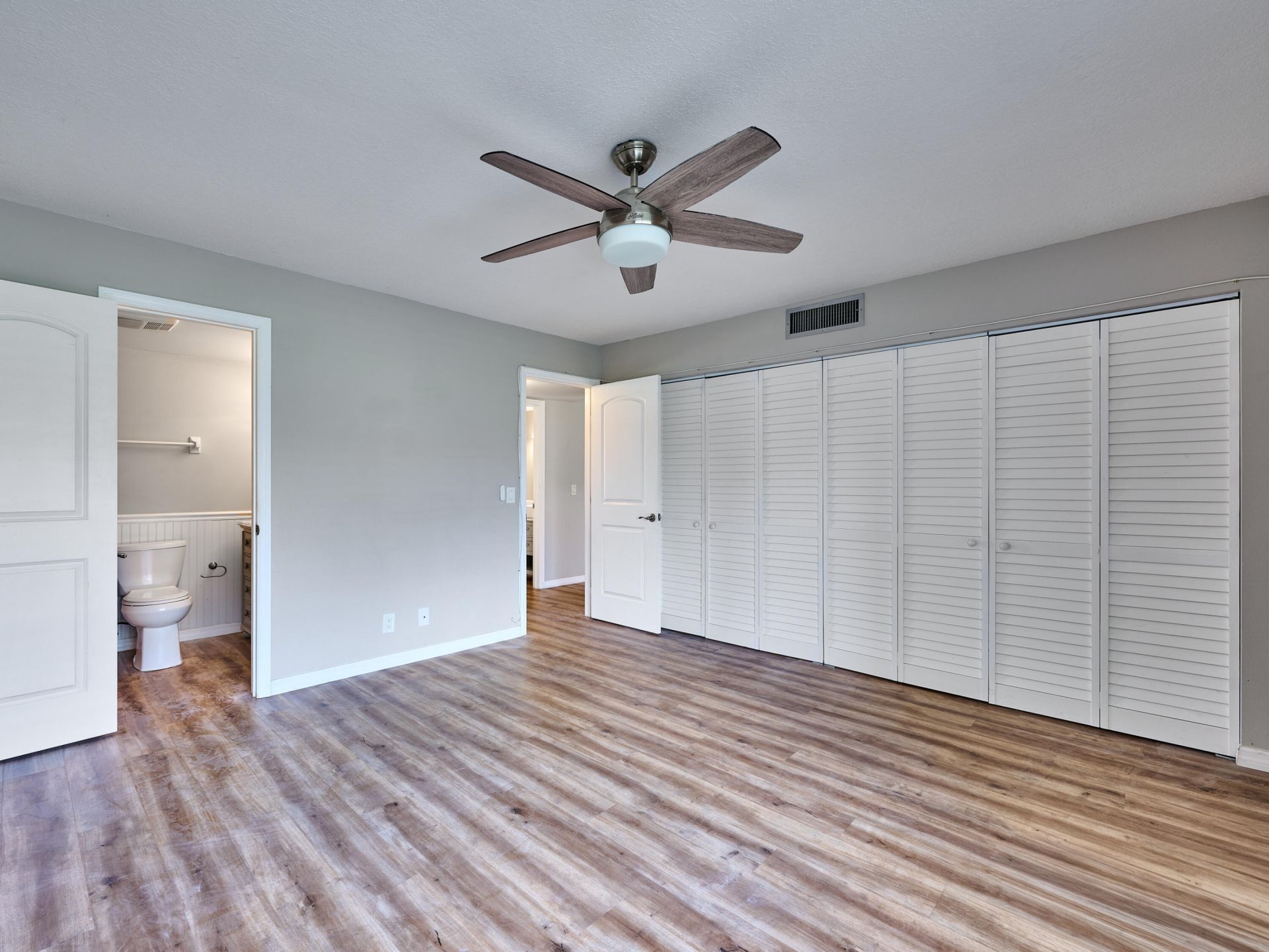 12021 W Greenway Drive, Unit 105, Royal Palm Beach, FL 33411 Photo