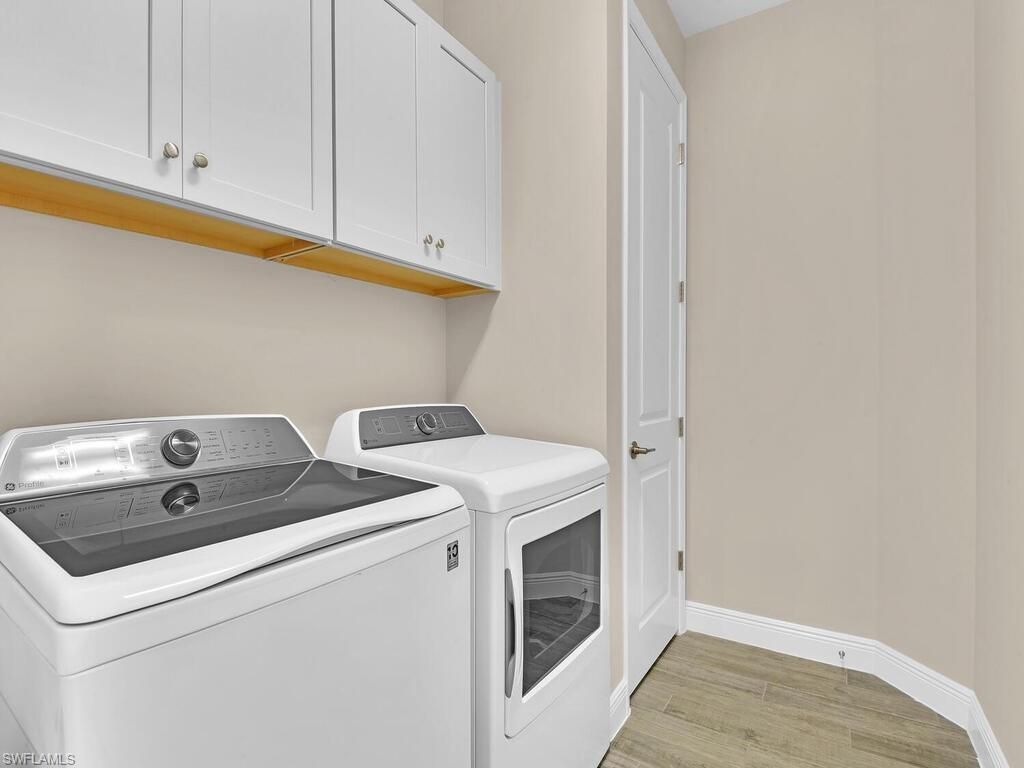 2561 Seychelles Dr, Unit 308, Naples, FL 34112 Photo