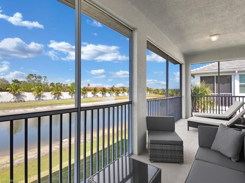 2561 Seychelles Dr, Unit 308, Naples, FL 34112 Photo