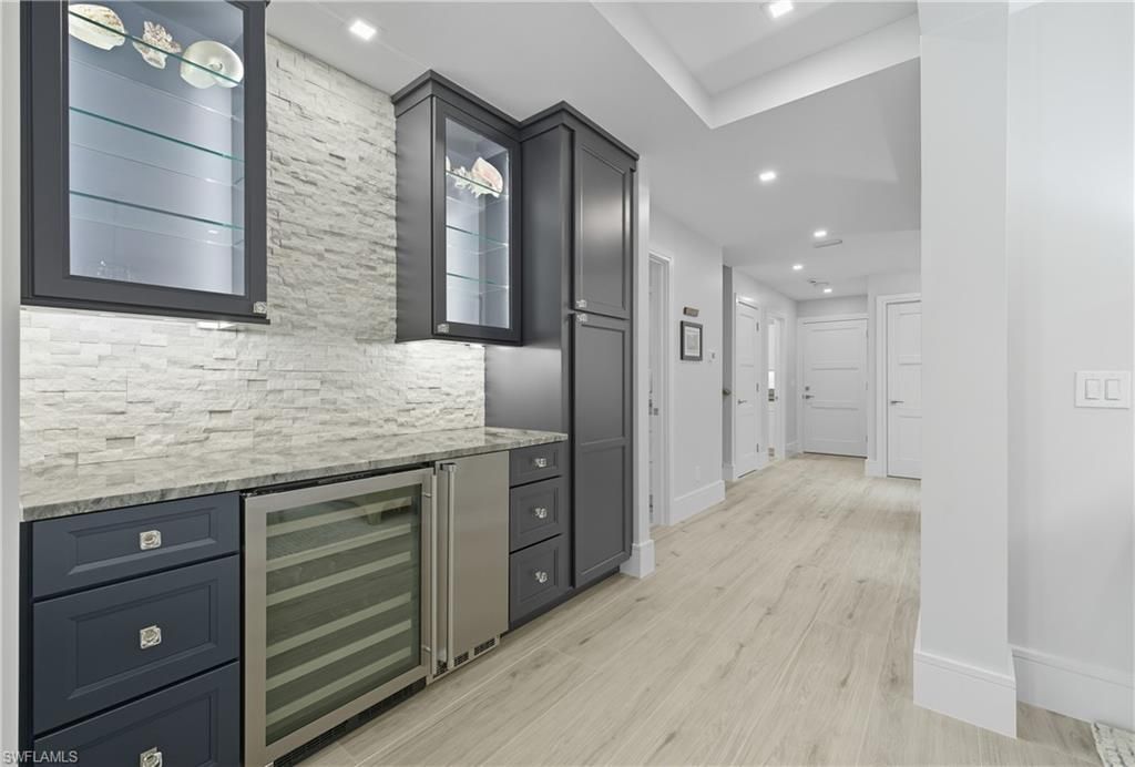 360 Carlton Pl, Unit 11, Naples, FL 34108 Photo