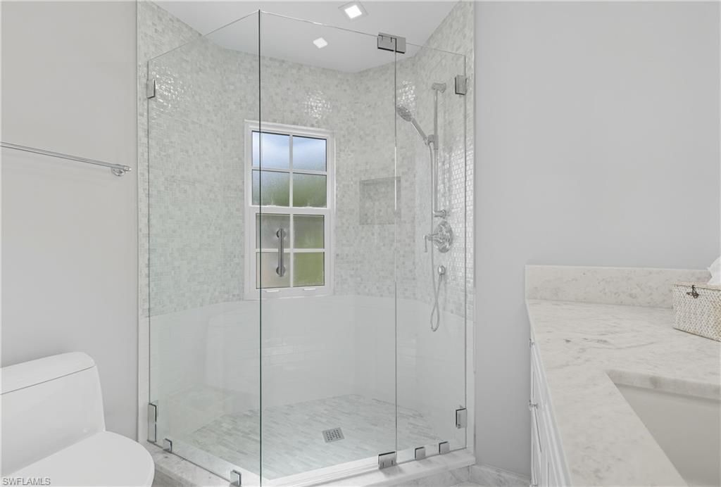 360 Carlton Pl, Unit 11, Naples, FL 34108 Photo