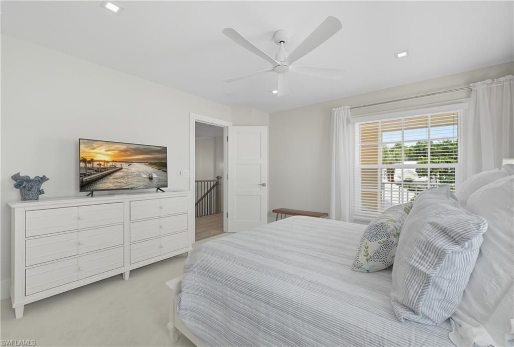 360 Carlton Pl, Unit 11, Naples, FL 34108 Photo