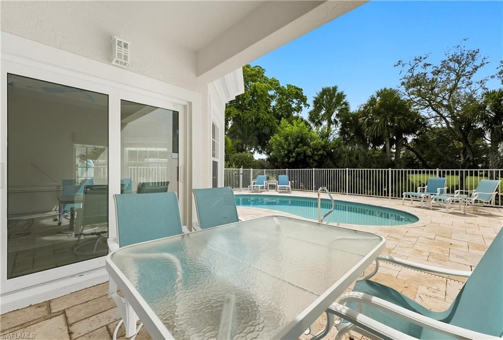 360 Carlton Pl, Unit 11, Naples, FL 34108 Photo
