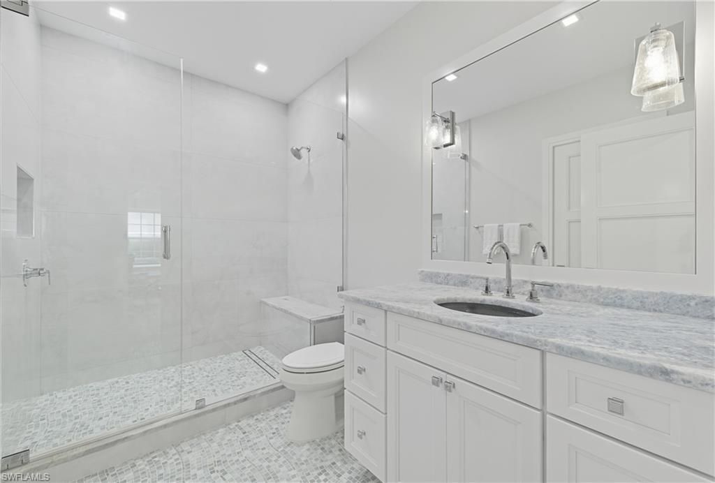 360 Carlton Pl, Unit 11, Naples, FL 34108 Photo