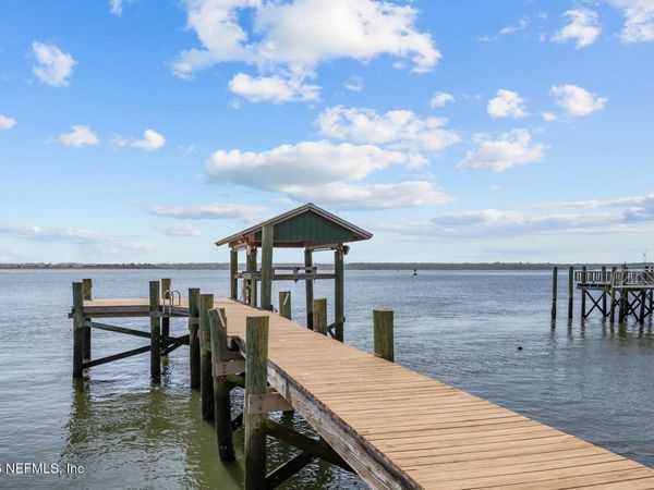 8842 MCKENNA Drive, Jacksonville, FL 32226