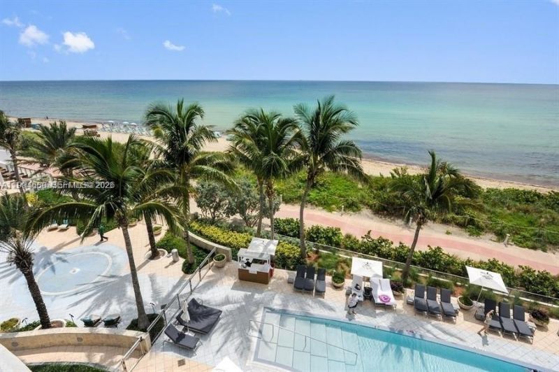 6799 Collins Ave, Unit 404, Miami Beach, FL 33141 Photo