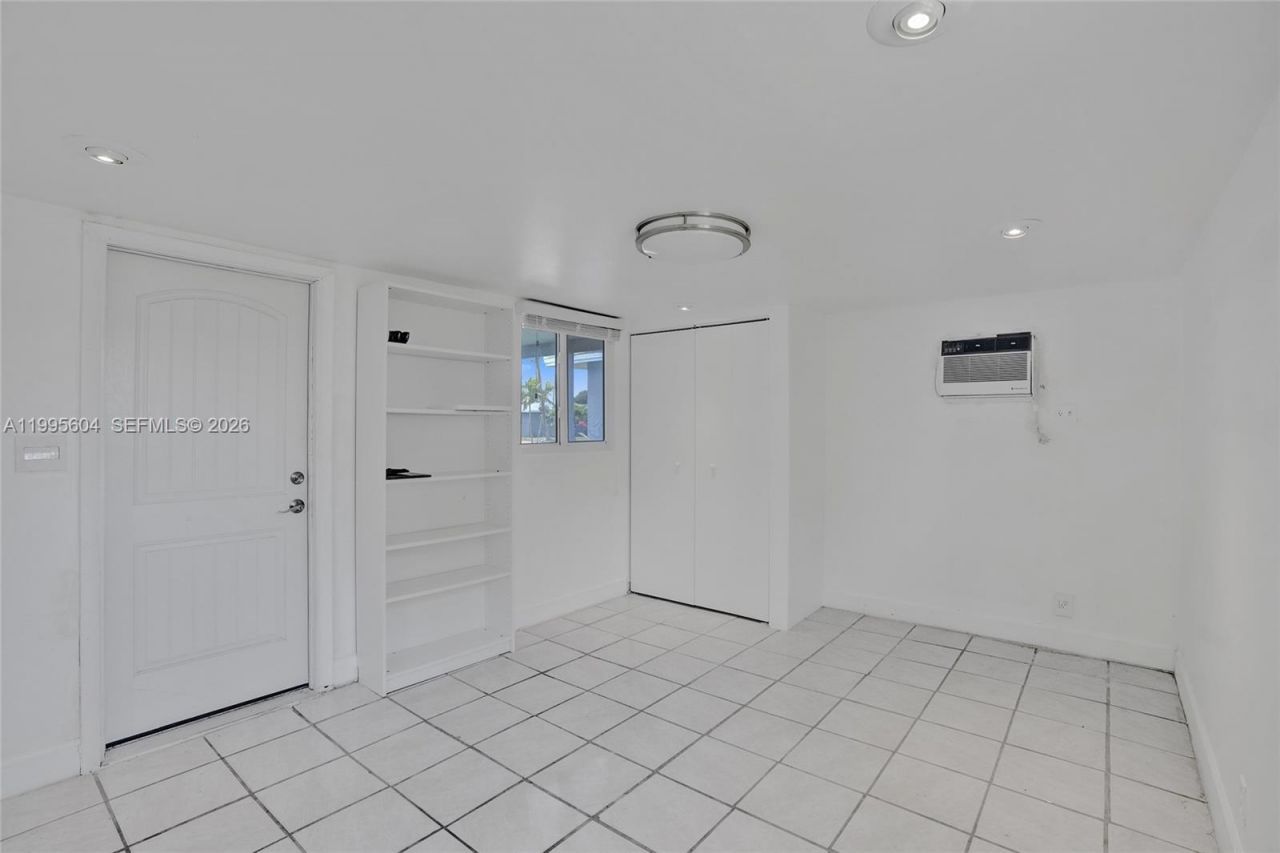 3811 NW 174th St, Miami Gardens, FL 33055 Photo