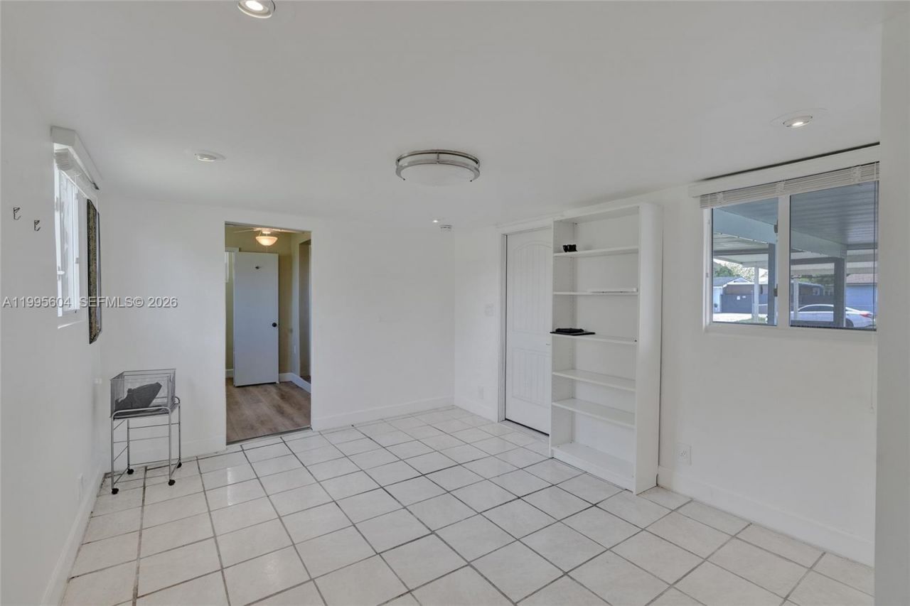 3811 NW 174th St, Miami Gardens, FL 33055 Photo