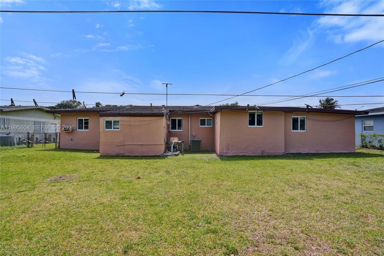 3811 NW 174th St, Miami Gardens, FL 33055 Photo