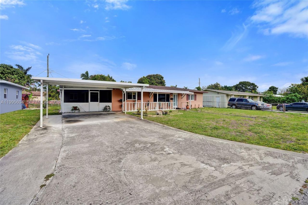 3811 NW 174th St, Miami Gardens, FL 33055 Photo