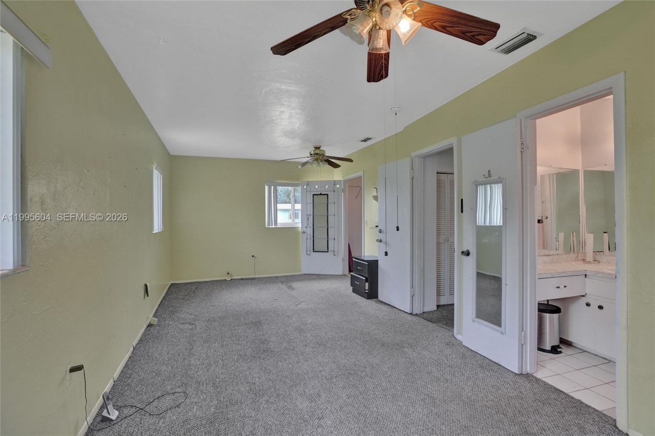 3811 NW 174th St, Miami Gardens, FL 33055 Photo