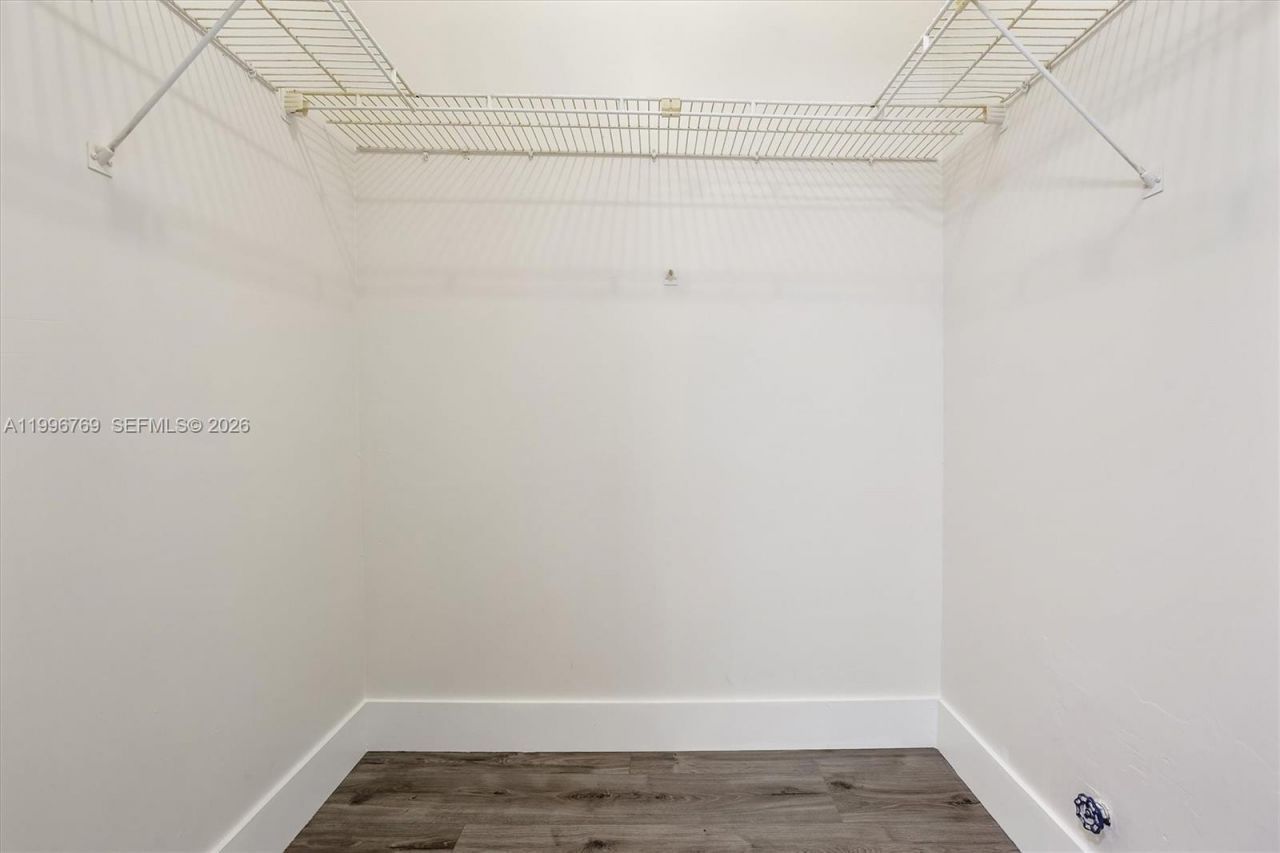 995 SW 84th Ave, Unit 309, Miami, FL 33144 Photo