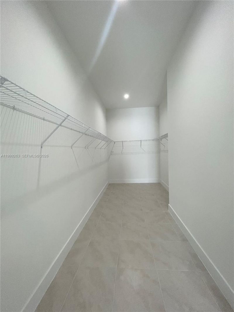 8037 NW 46th Ter , Doral, FL 33166 Photo