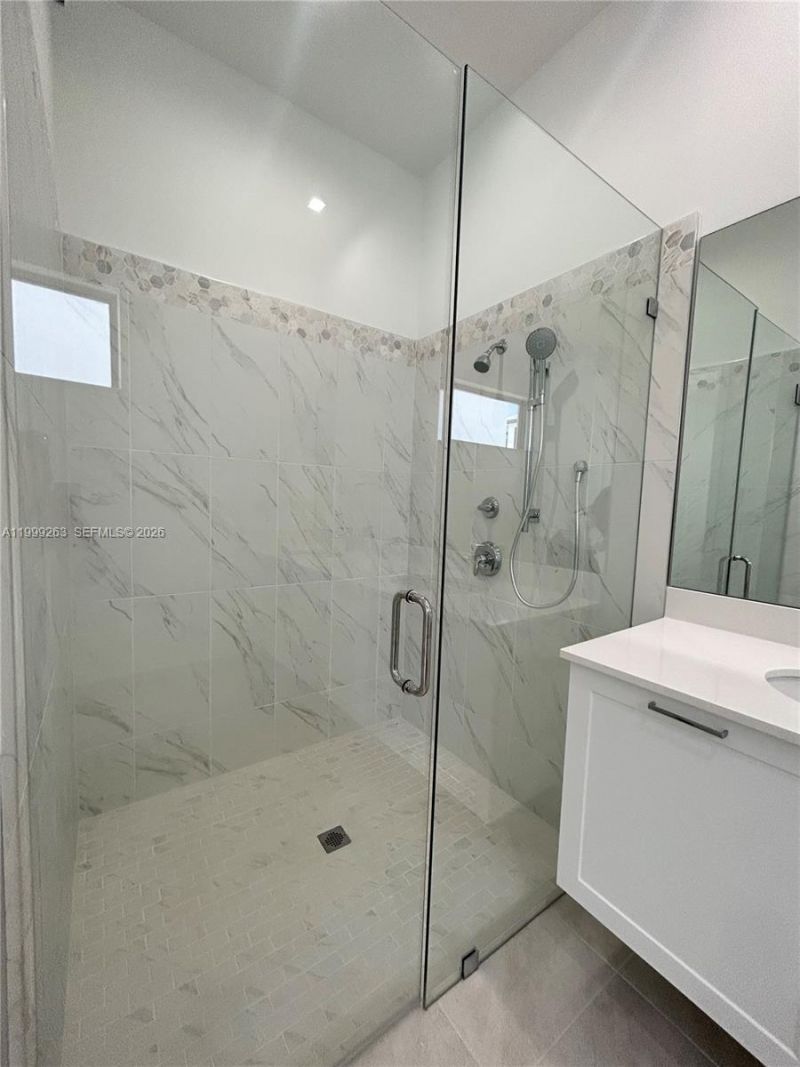 8037 NW 46th Ter , Doral, FL 33166 Photo