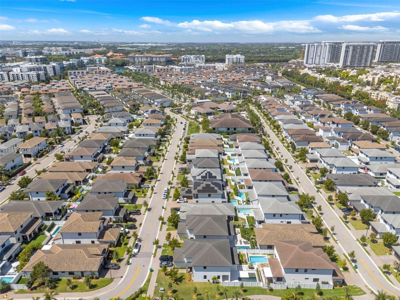 8037 NW 46th Ter , Doral, FL 33166 Photo