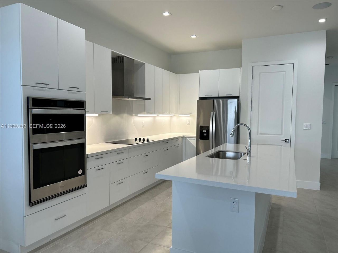 8037 NW 46th Ter , Doral, FL 33166 Photo