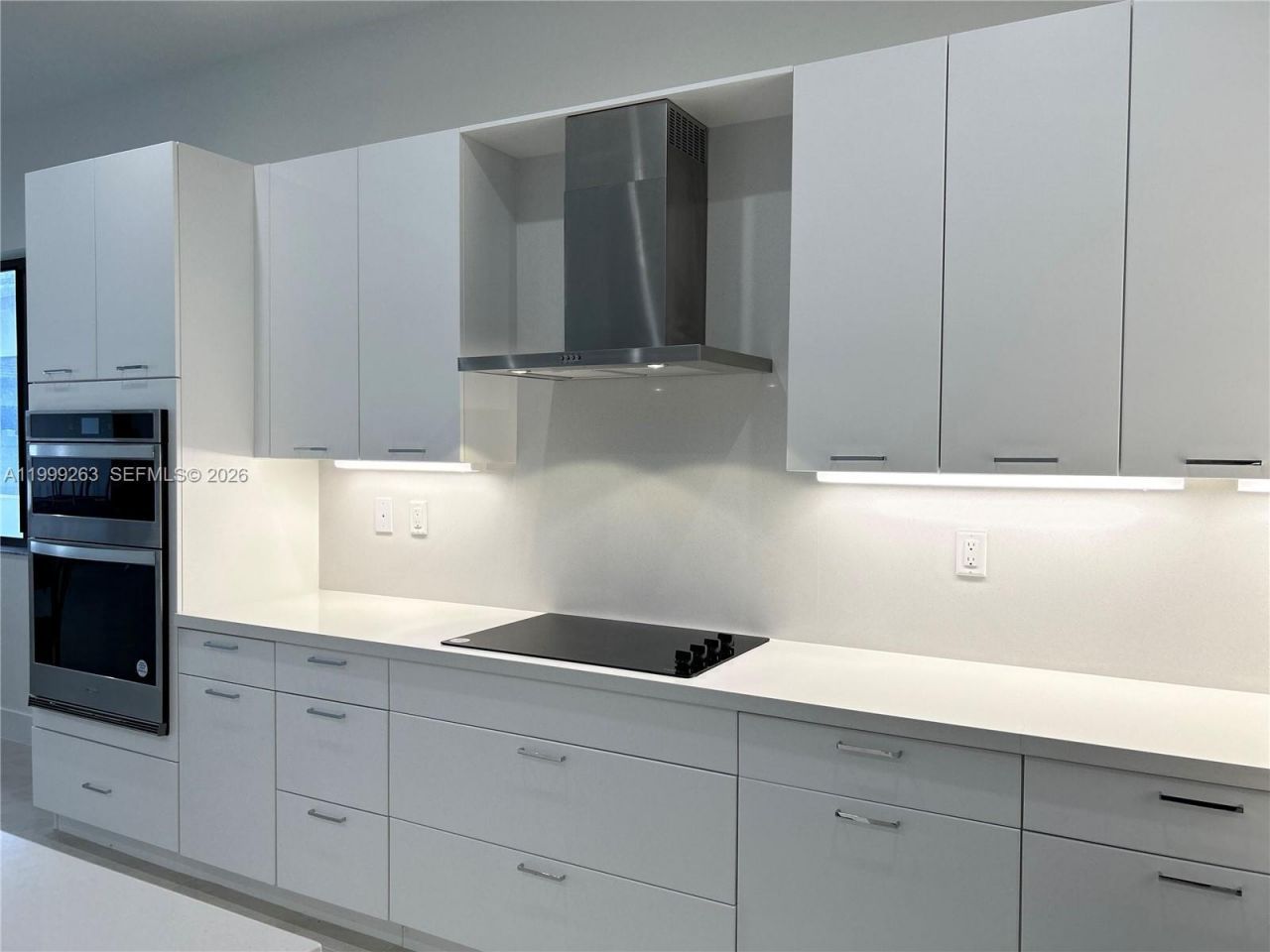 8037 NW 46th Ter , Doral, FL 33166 Photo