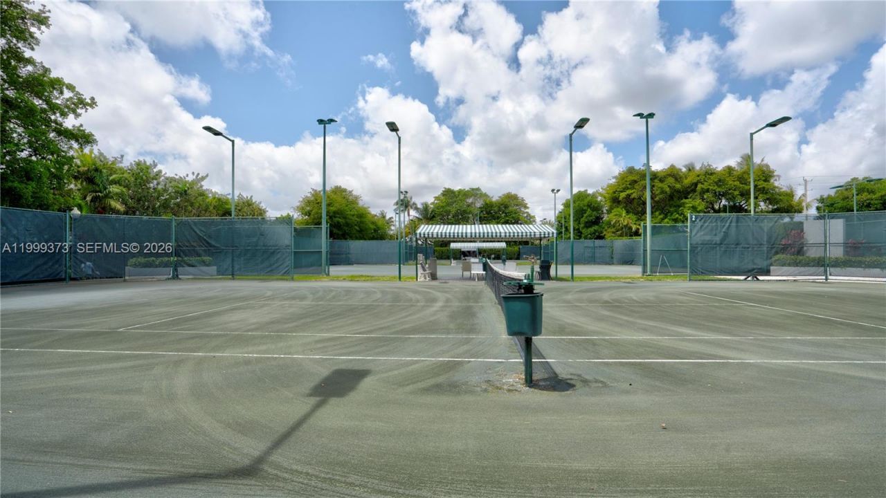 4000 Towerside Ter, Unit 908, Miami, FL 33138 Photo