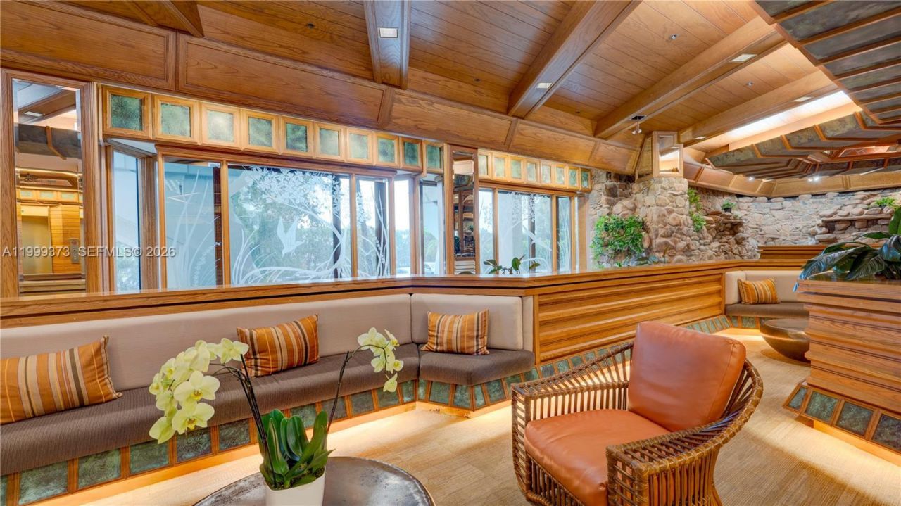 4000 Towerside Ter, Unit 908, Miami, FL 33138 Photo