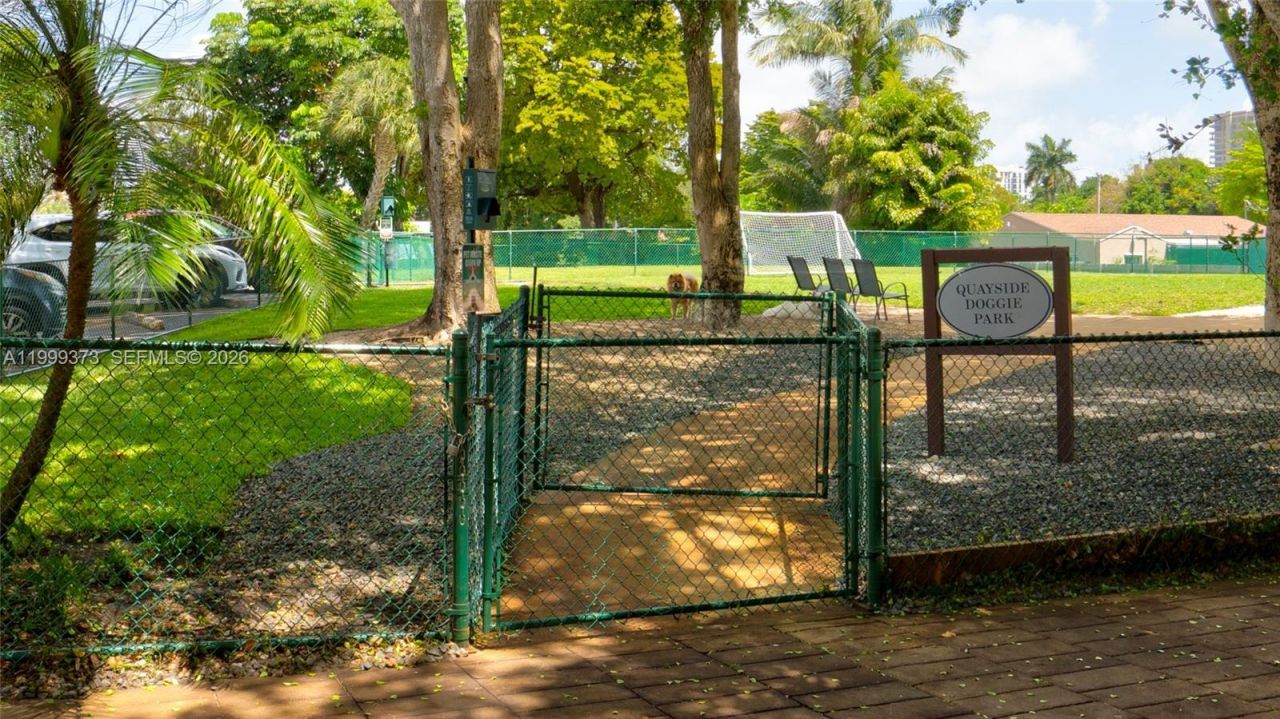 4000 Towerside Ter, Unit 908, Miami, FL 33138 Photo