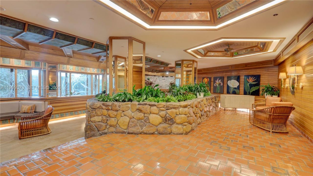 4000 Towerside Ter, Unit 908, Miami, FL 33138 Photo