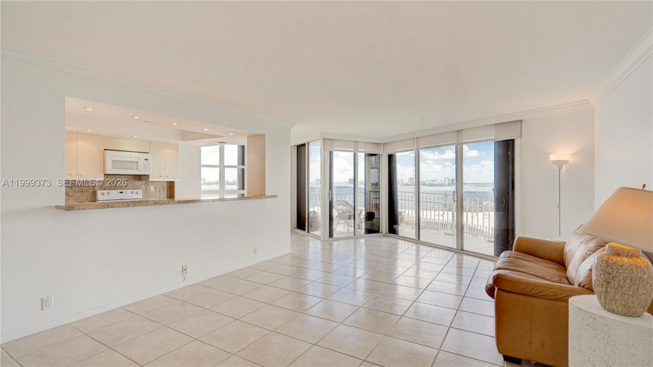 4000 Towerside Ter, Unit 908, Miami, FL 33138 Photo