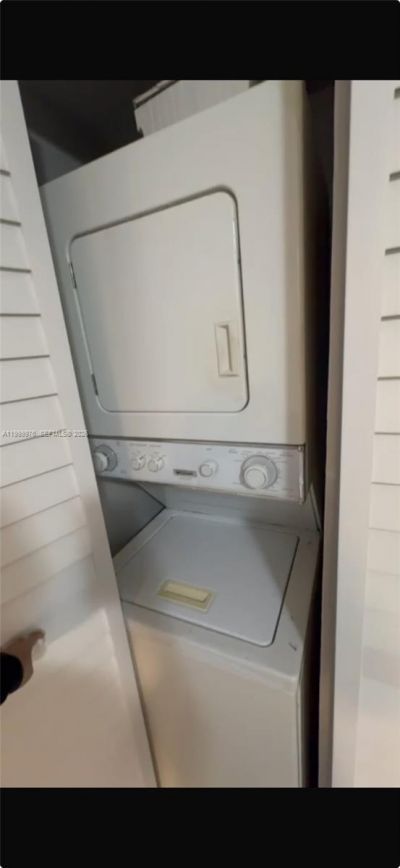 7100 NW 179th St, Unit 102, Hialeah, FL 33015 Photo