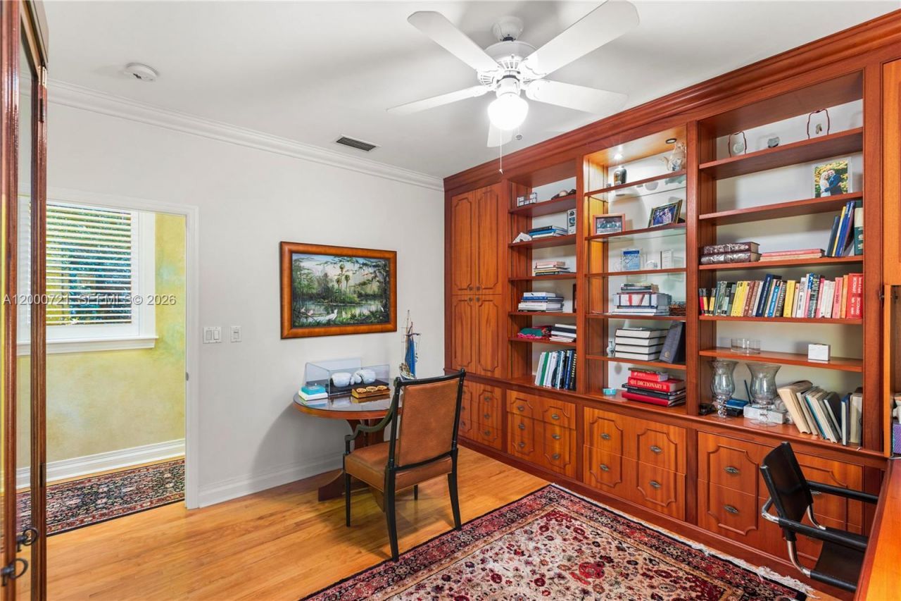 4867 SW 82nd St, Miami, FL 33143 Photo