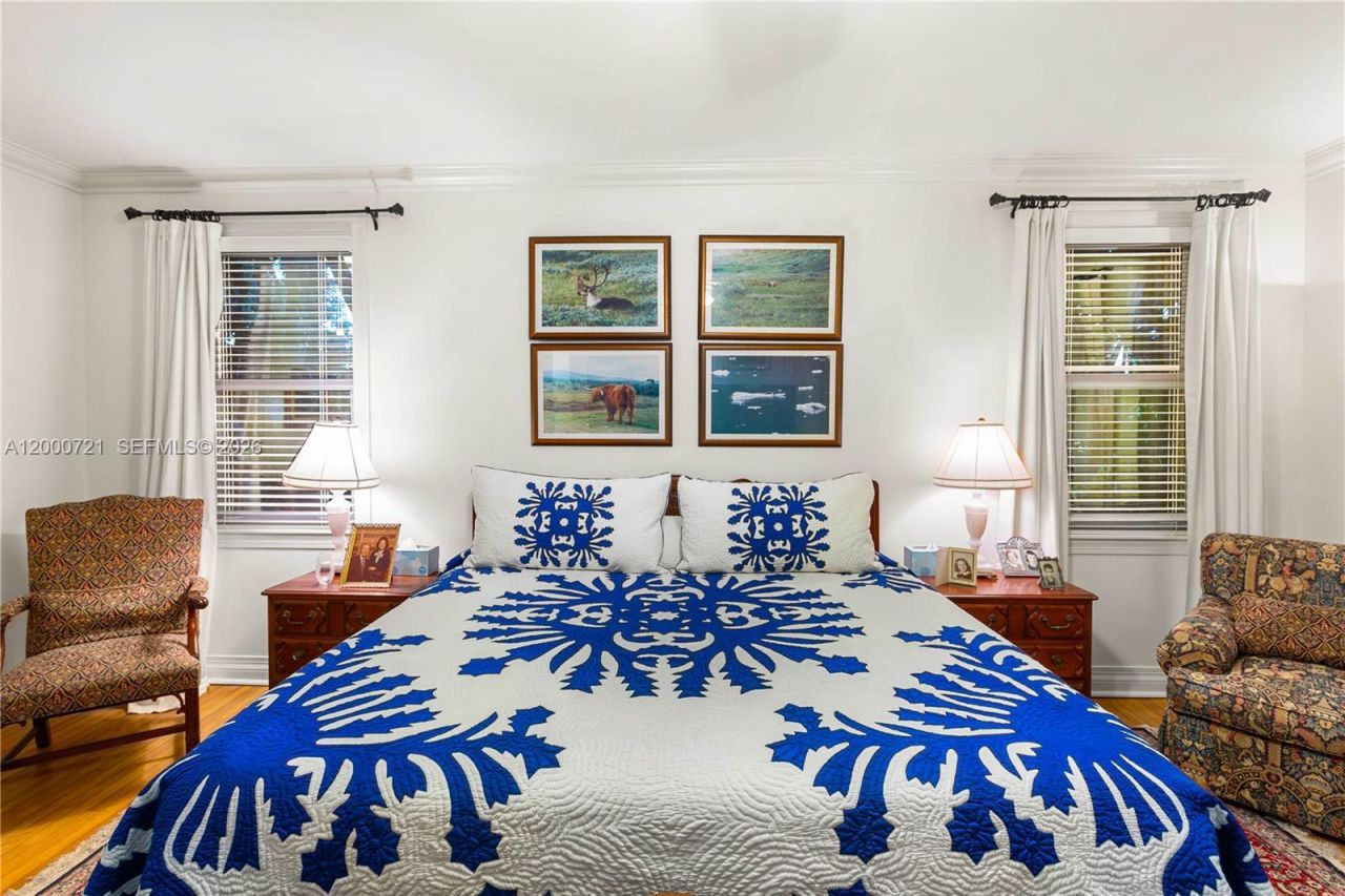 4867 SW 82nd St, Miami, FL 33143 Photo